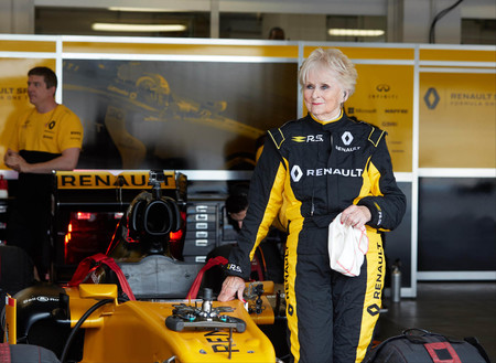 Video: No necesitas ser un súper atleta para manejar un F1, sólo necesitas mucho talento