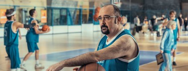 Hoy vuelve a Netflix una de sus mejores series españolas con una última temporada que es una maravilla de humor negrísimo