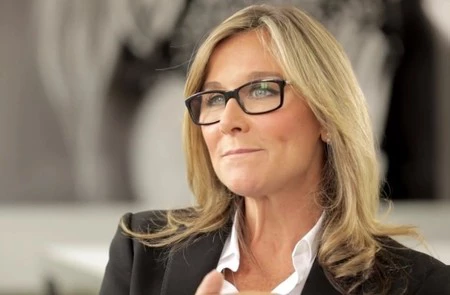 アンジェラ・アーレンツ・アップル・バーバリー