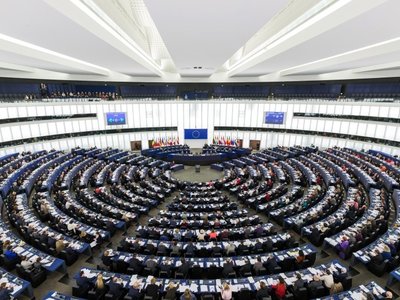 Así han votado los partidos políticos españoles y sus eurodiputados a la directiva europea de copyright