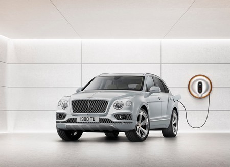 Bentley Bentayga Híbrido Enchufable: el primer paso de la firma hacia la electrificación