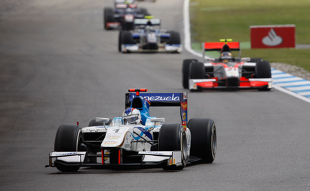 Johnny Cecotto y James Calado vencen en la ronda de la GP2 en Hockenheim