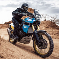 Yamaha XTZ700 Ténéré Rally Edition: Akrapovic, más equipamiento offroad y colores de la vieja escuela, por 11.499 euros
