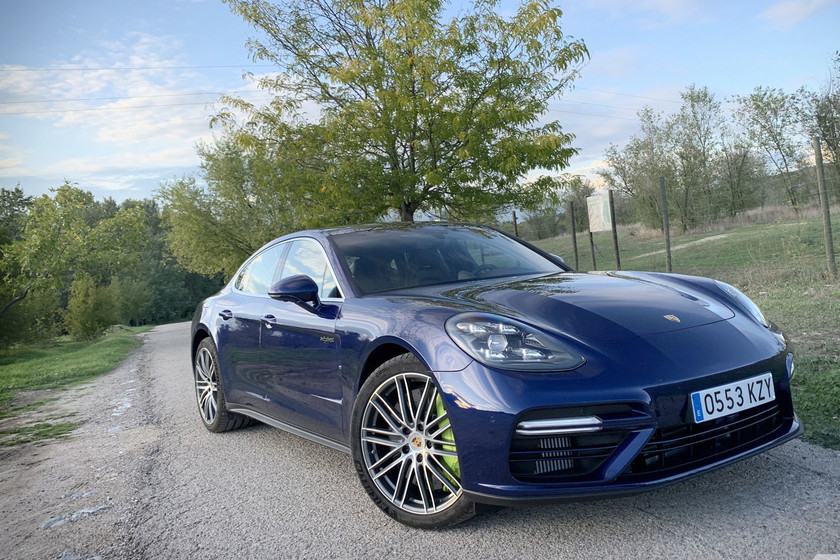 Probamos el Porsche Panamera Turbo S E-Hybrid: 680 CV y prestaciones descomunales en el coche híbrido más... - Motorpasión