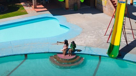 El paraíso en Hidalgo que pocos conocen: rodeado de naturaleza, cabañas y albercas para nadar 