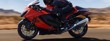 Hace 30 años las marcas japonesas llegaron a un pacto: ninguna moto superaría los 300 km/h. Y entonces llegó la Suzuki Hayabusa a casi 450 km/h 