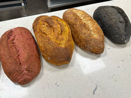 En El Restaurante Se Sirven Seis Panes Distintos Por Servicio Todos Hechos Por Ellos Mismos