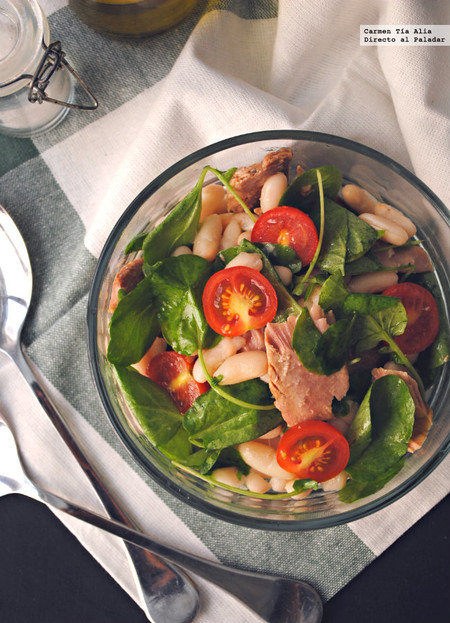 Ensalada de alubias con berros, cherry y ventresca: receta saludable