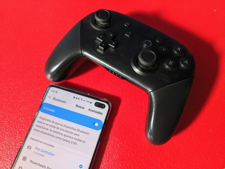 Cómo conectar el mando Nintendo Switch Pro Controller a tu móvil