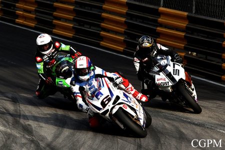 Rutter, Eastmon, Andrews en Macau