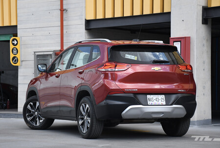 Chevrolet Tracker Vs Volkswagen Nivus Mexico Comparativa Video 11