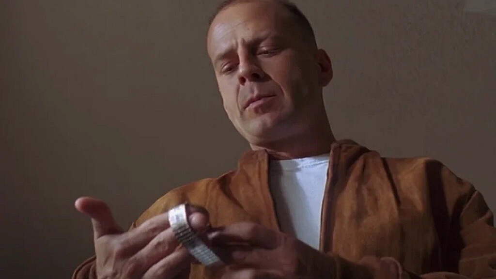 Flechazo a primera vista y barbacoa en casa de Harvey Keitel. Así consiguió Bruce Willis su icónico papel en 'Pulp Fiction'