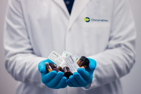 Gluten en los medicamentos: para qué se usa, cómo localizarlo y qué debemos hacer si somos celíacos