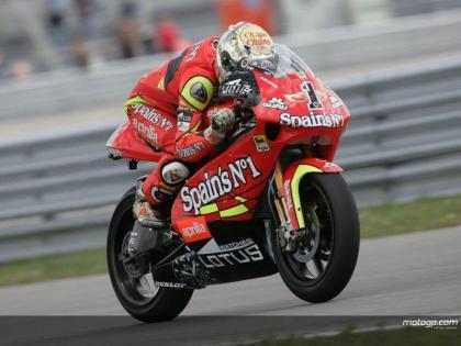 Jorge Lorenzo empieza mandando en Sepang