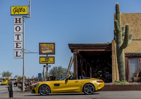 Mercedes-AMG GT C Roadster