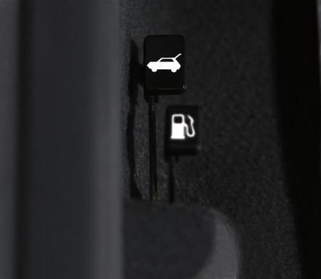 Controles de apertura de tapón de gasolina y cajuela. Chevrolet Matiz
