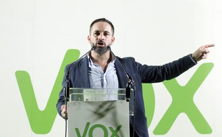 El programa económico de Vox y su lío con el liberalismo económico: bajadas de impuestos pero proteccionista frente a la globalización
