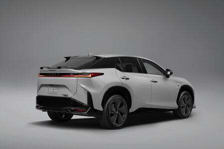 Lexus Rz 550e 2026