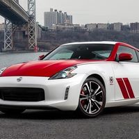 Cambios estéticos, más equipamiento y mismos 337 CV para el Nissan 370Z 50th Anniversary Edition