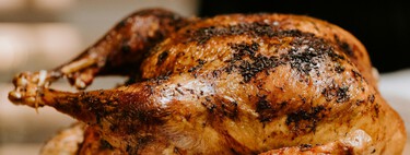 Ikea rebaja su bandeja de horno más vendida: viene con una rejilla y es perfecta para asar pollo con verduras