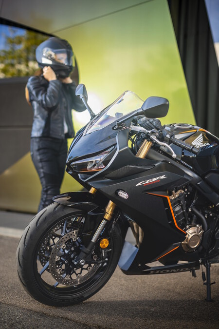 Michelin Power 6 2023 Focus