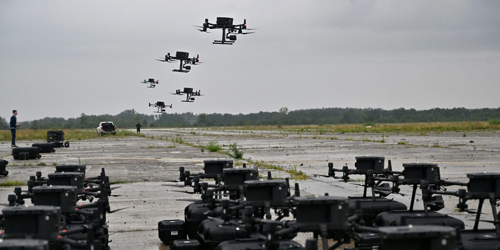 La fase desquiciada en Ucrania ya no son drones lanzando drones para atacar a otros drones: una mente ahora lo controla todo