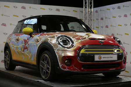 MINI Electric viaja a la velocidad de la luz, con esta edición tributo a Flash