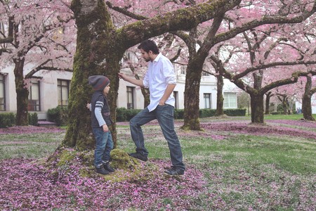 padre e hijo hablando