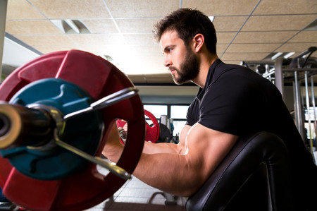 ¿Es obligatorio tomar suplementos en las dietas de volumen para ganar músculo?