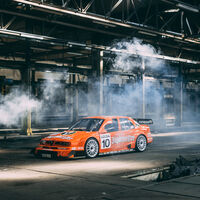 Este Alfa Romeo 155 V6 TI 'Jägermeister' de 1995 está a estrenar y busca dueño que le devuelva su esencia 