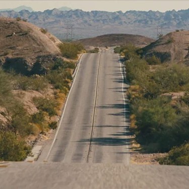 La mejor película que puedes ver en HBO Max ahora mismo mezcla thriller y acción con comedia. La crítica la adora