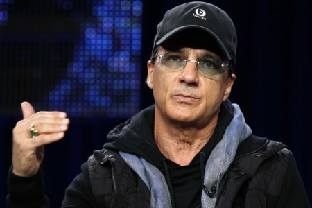 Johnny no dejes de subir el volumen de iTunes... Cazando gangas