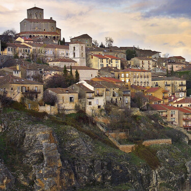Última escapada de septiembre al pueblo más bonito de Segovia: un manantial de ensueño a menos de dos horas de Madrid