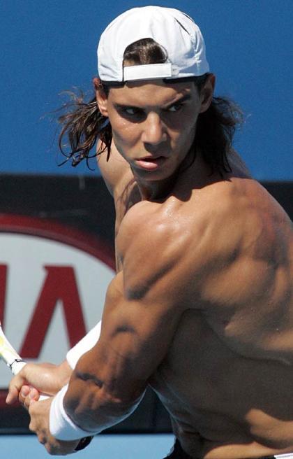 Rafa Nadal dominical para las chicas