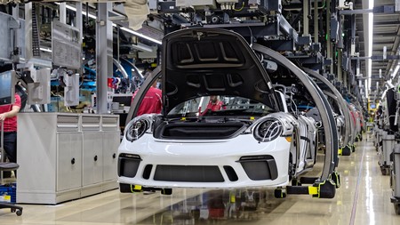 El último Porsche 911 generación 991 será subastado para ayudar a combatir al COVID19