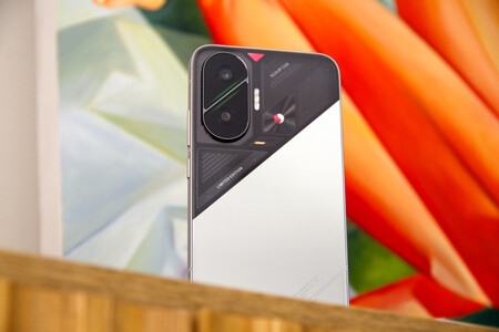 POCO F7 | Imagen: Xataka