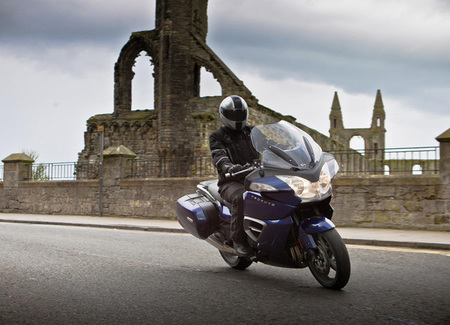 Triumph Trophy 1200/SE, nueva galería y datos oficiales