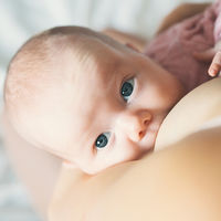 La OMS asegura que la lactancia materna puede reducir la obesidad infantil en un 25 por ciento 