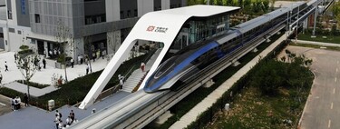 China da un golpe en la mesa y pone a funcionar su nuevo tren de levitación magnética ¡a 600 km/h!  