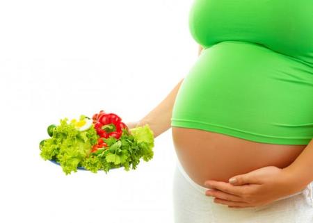 ¿Embarazada? Consume alimentos ricos en hierro