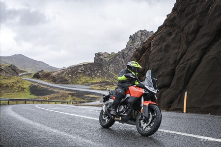 Norton Atlas 083