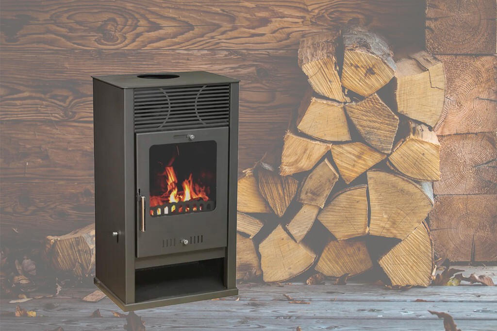 Hoy en Leroy Merlin tienes una estufa de leña más barata todavía: viene sin obras y sin facturas del gas o de la luz 