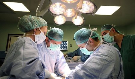 El debate sobre la deducción fiscal de los seguros de salud supondrá el final de la seguridad social