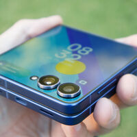 Tres mejor que dos: después del TriFold, Samsung se está planteando que los Flip tengan dos pantallas exteriores 