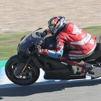 La nueva Honda de MotoGP ya está rodando en Jerez, y podría guardar un secreto: "Son dos motos muy diferentes" 