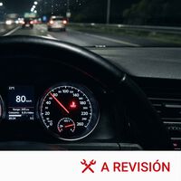 Si ves que se enciende este testigo y sigues conduciendo, es posible que tu coche muera. Mejor para y llama a la grúa