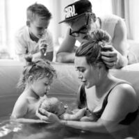 La bonita y emotiva fotografía de parto de la actriz Hilary Duff