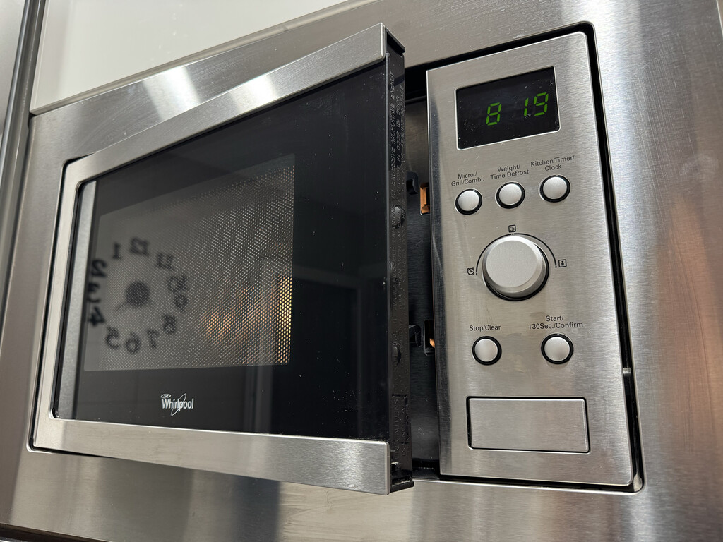 Llevo años usando el microondas y ahora me entero que tiene una función que lo hace aún más seguro