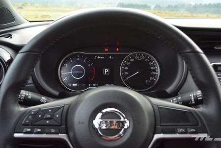 Nissan Kicks 9