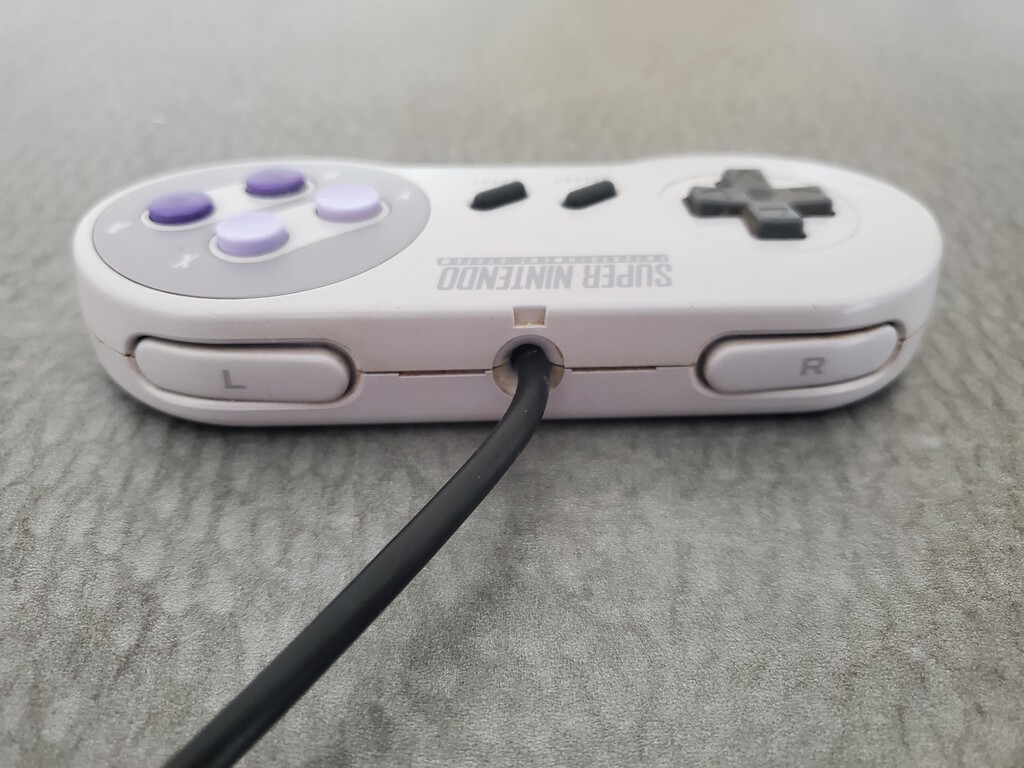 Cómo surgieron los botones L y R: esta fue la consola que revolucionó los controles con estos gatillos